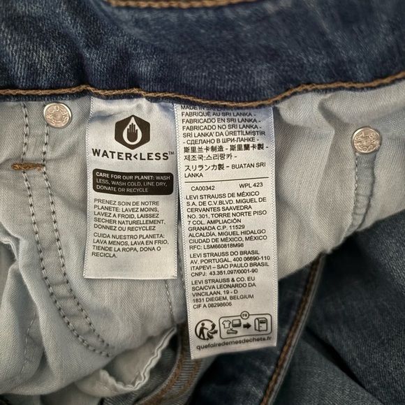 Levi’s 721 High Rise Skinny Jeans Size 32 Medium Wash Women's High Rise Jeans - Picture 5 of 16